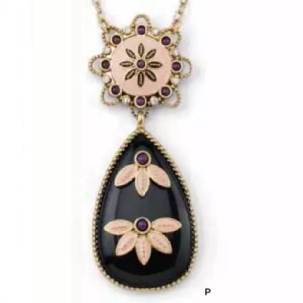 NWOT lia sophia “La Fleur” necklace 33-36”, cut crystals, resin, matte gold tone